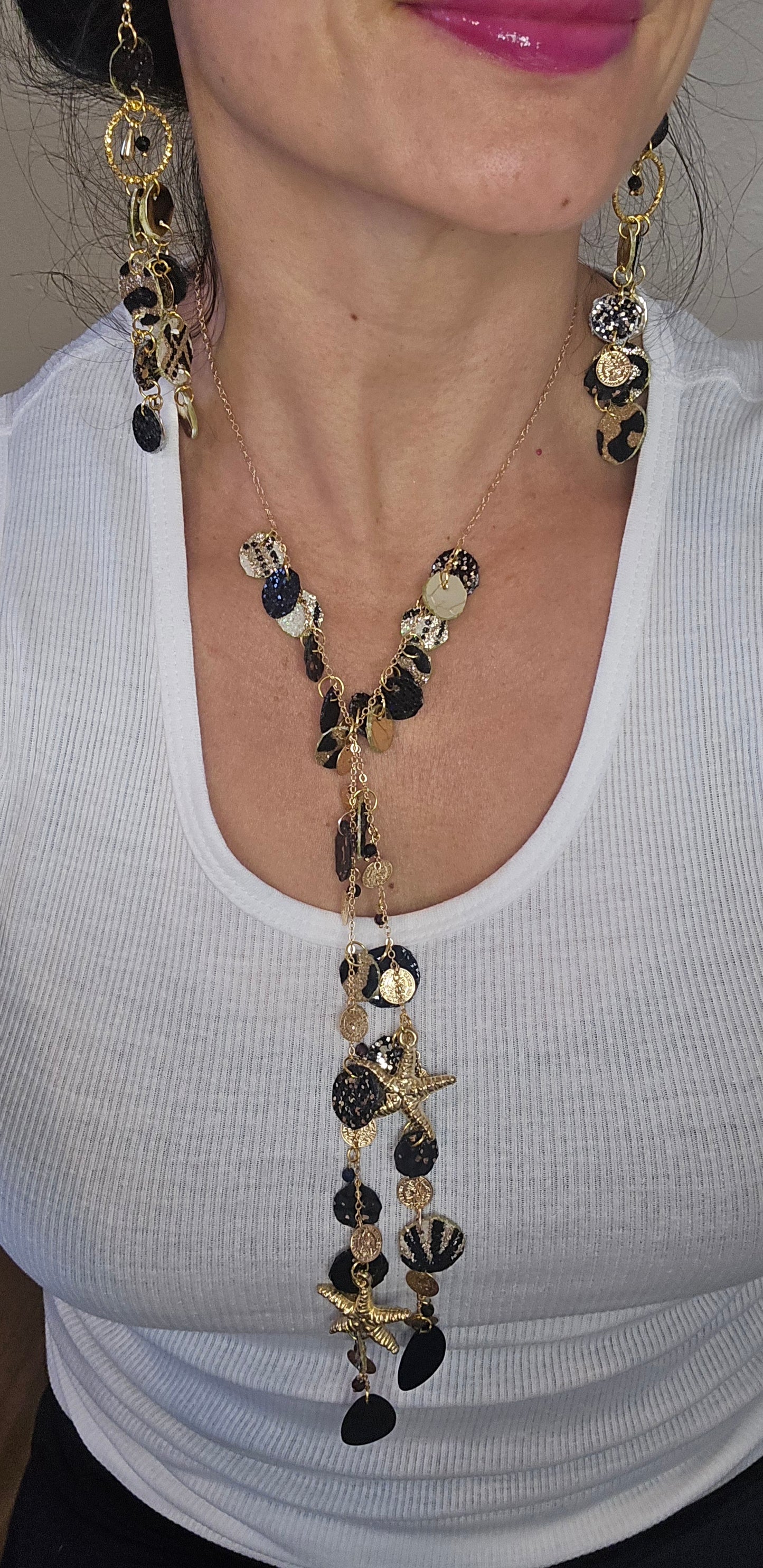 Anne - Black Gold Seashell Layered Necklace - Shop Moxxc