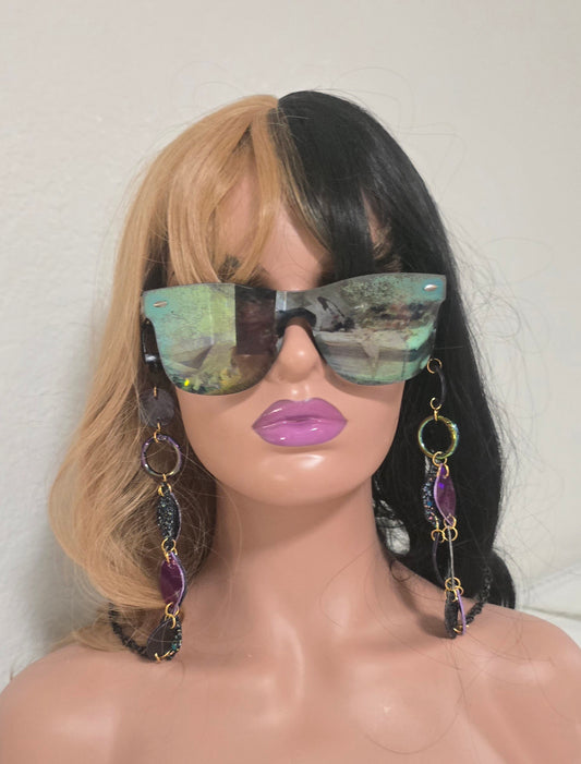 Kimi - Black Iridescent Eyewear Chain - Shop Moxxc