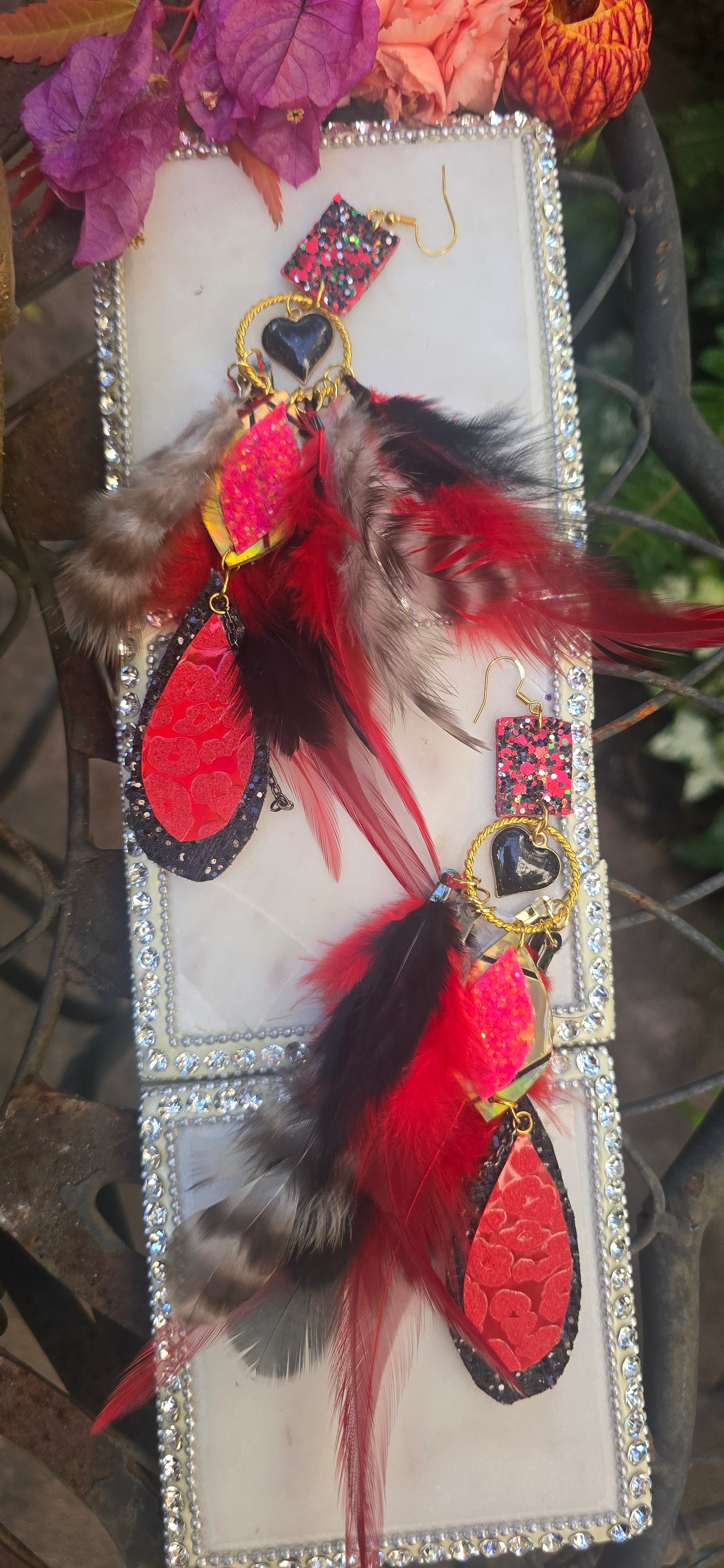 Feather - Shop Moxxc
