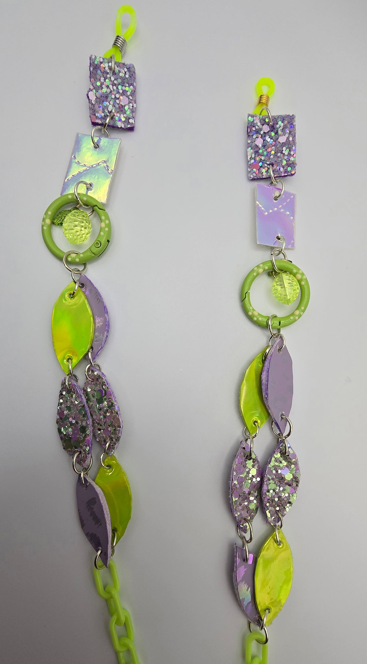 Nadia - Purple Glittery Eyewear Chains - Shop Moxxc