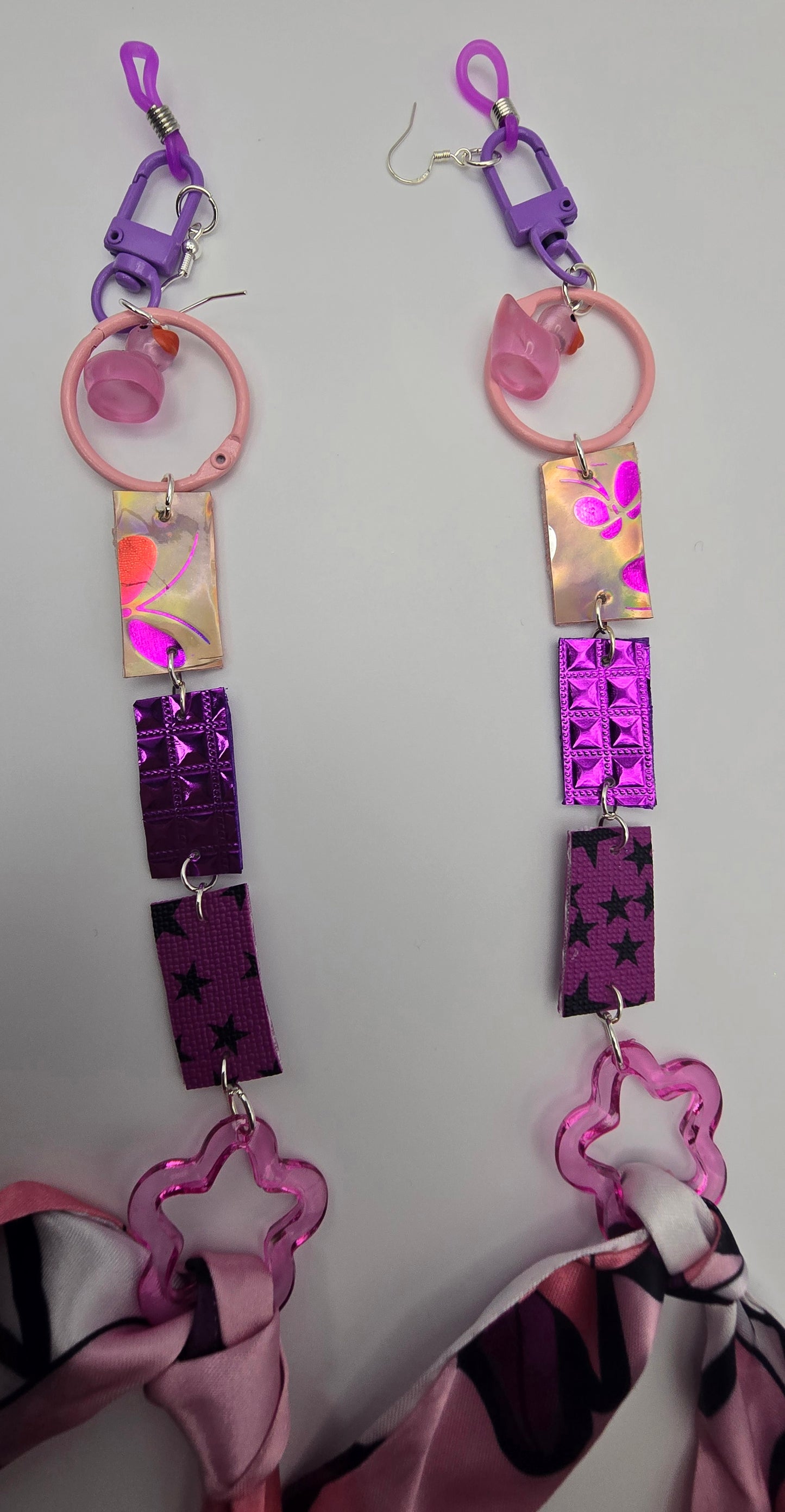 Risa - Pink Iridescent Scarf Eyewear Chain - Shop Moxxc