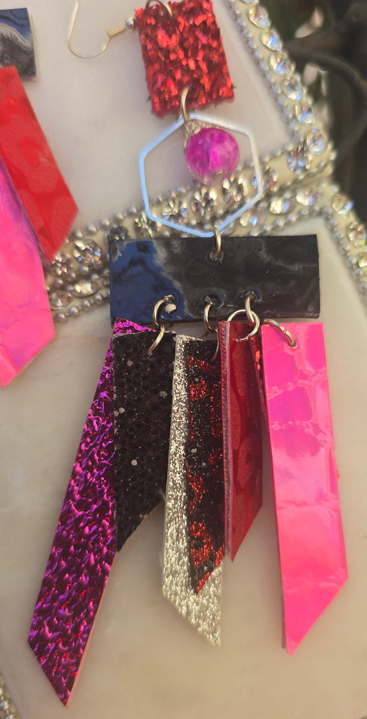 Hannah - Red Glittery Fringe Earrings - Shop Moxxc