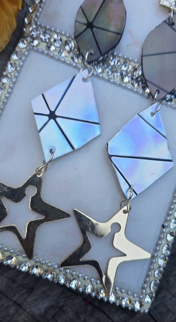 Noel - Star Neutral Long Dangle Earrings - Shop Moxxc