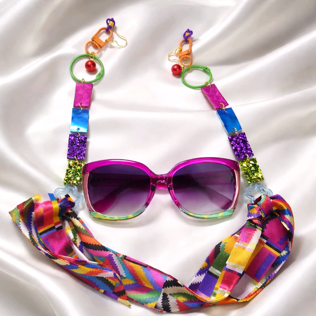 Sandy - Multicolored Glittery Scarf Eyewear Chain - Shop Moxxc