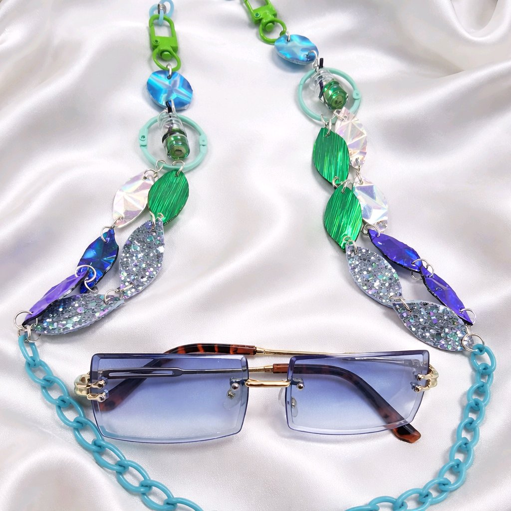Whitney - Blue Green Eyewear Chain - Shop Moxxc