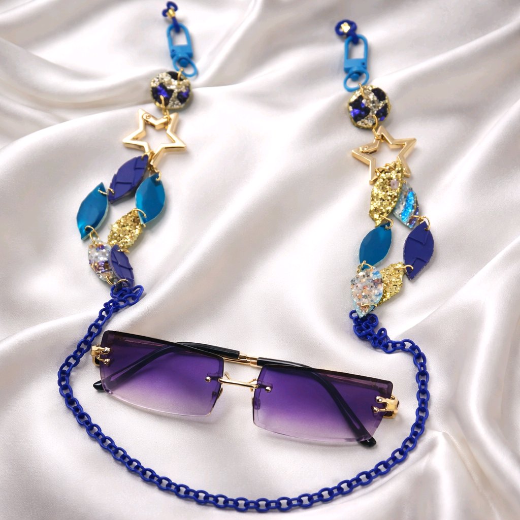 Emily - Blue Star Eyeglass Chain - Shop Moxxc