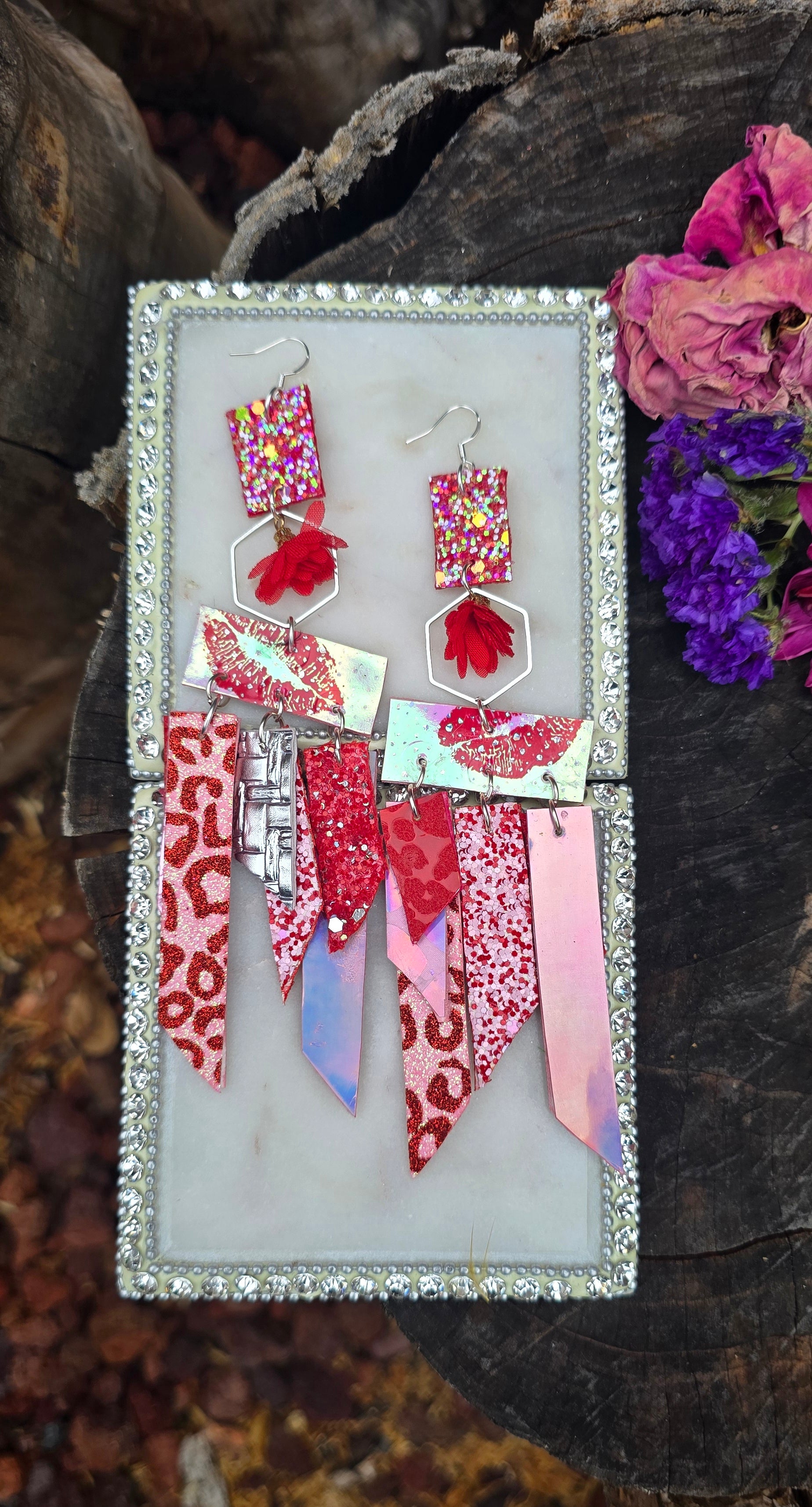 Alana - Red Pink Lip Fringe Earrings - Shop Moxxc