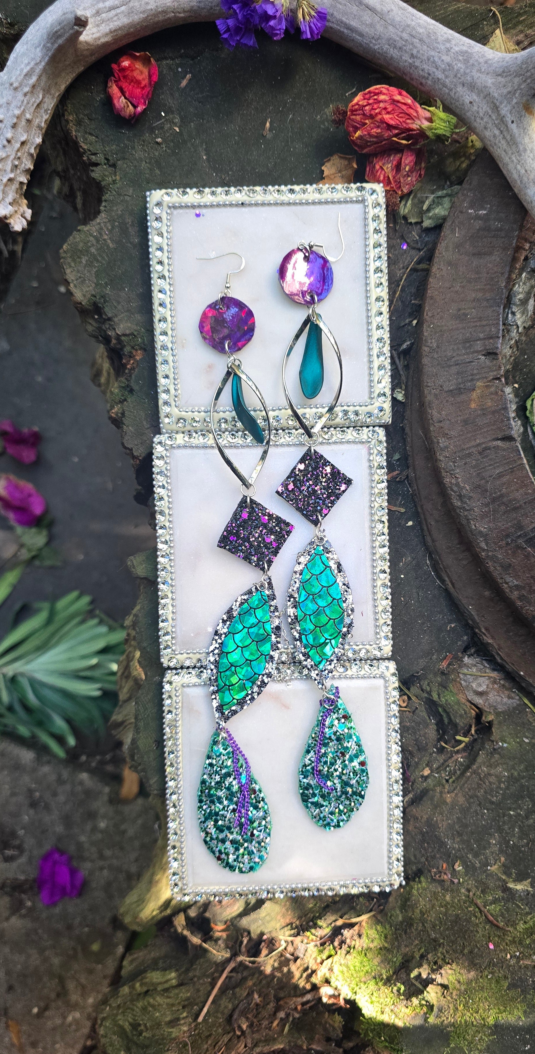 Samantha - Glittery Green Long Dangle Earrings - Shop Moxxc