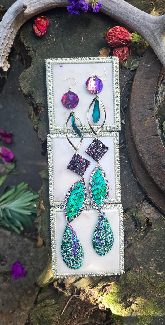 Samantha - Glittery Green Long Dangle Earrings - Shop Moxxc