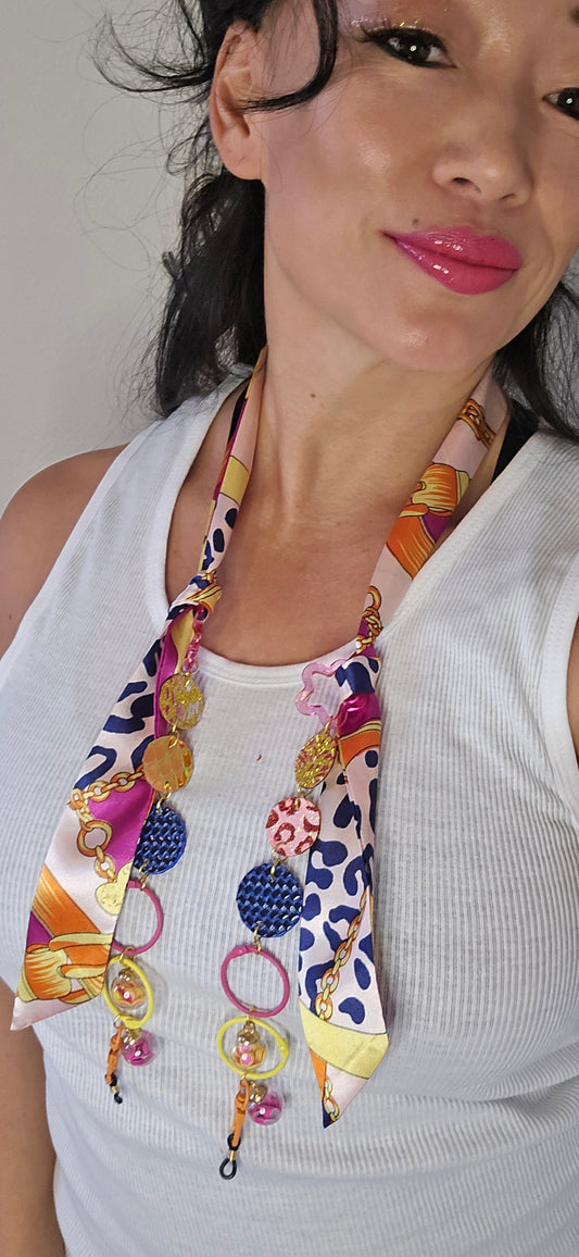 Liz - Multicolored Scarf Eyewear Chain - Shop Moxxc