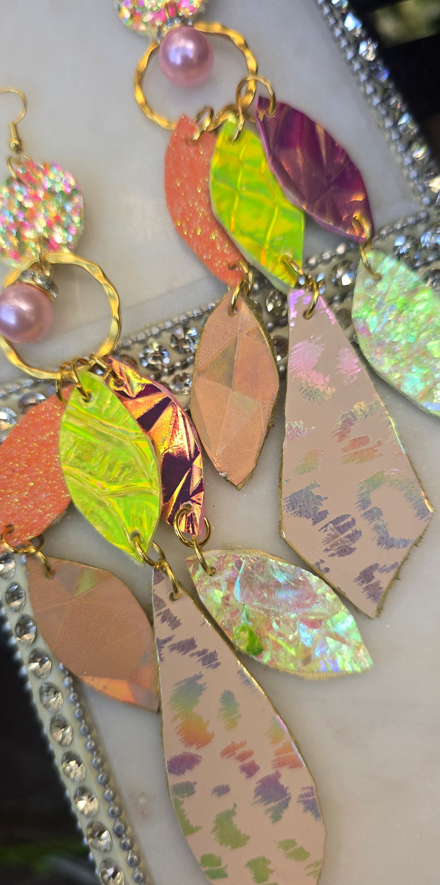 Jocelyn - Multicolored Iridescent Dangle Earrings - Shop Moxxc