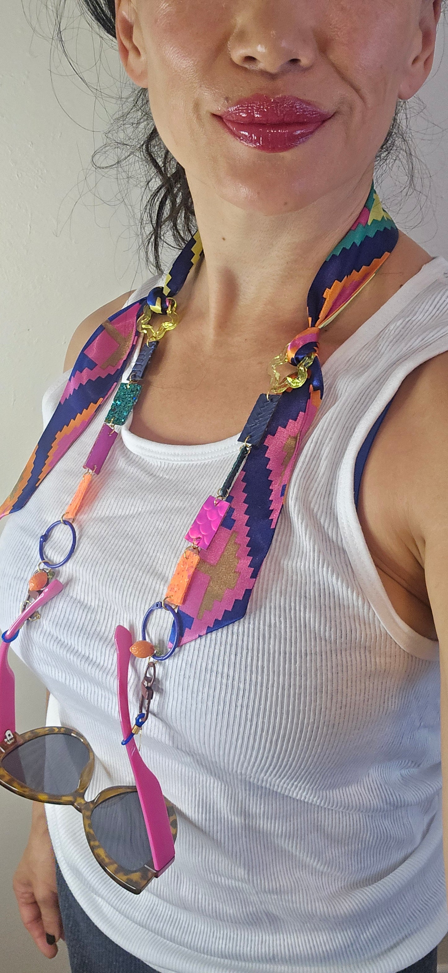Hailey - Multicolored Scarf Eyewear Chain