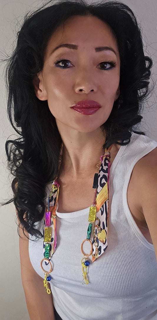 Tonya - Animal Print Scarf Eyewear Chain