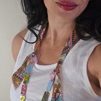 Eva - Brown Scarf Eyewear Chain