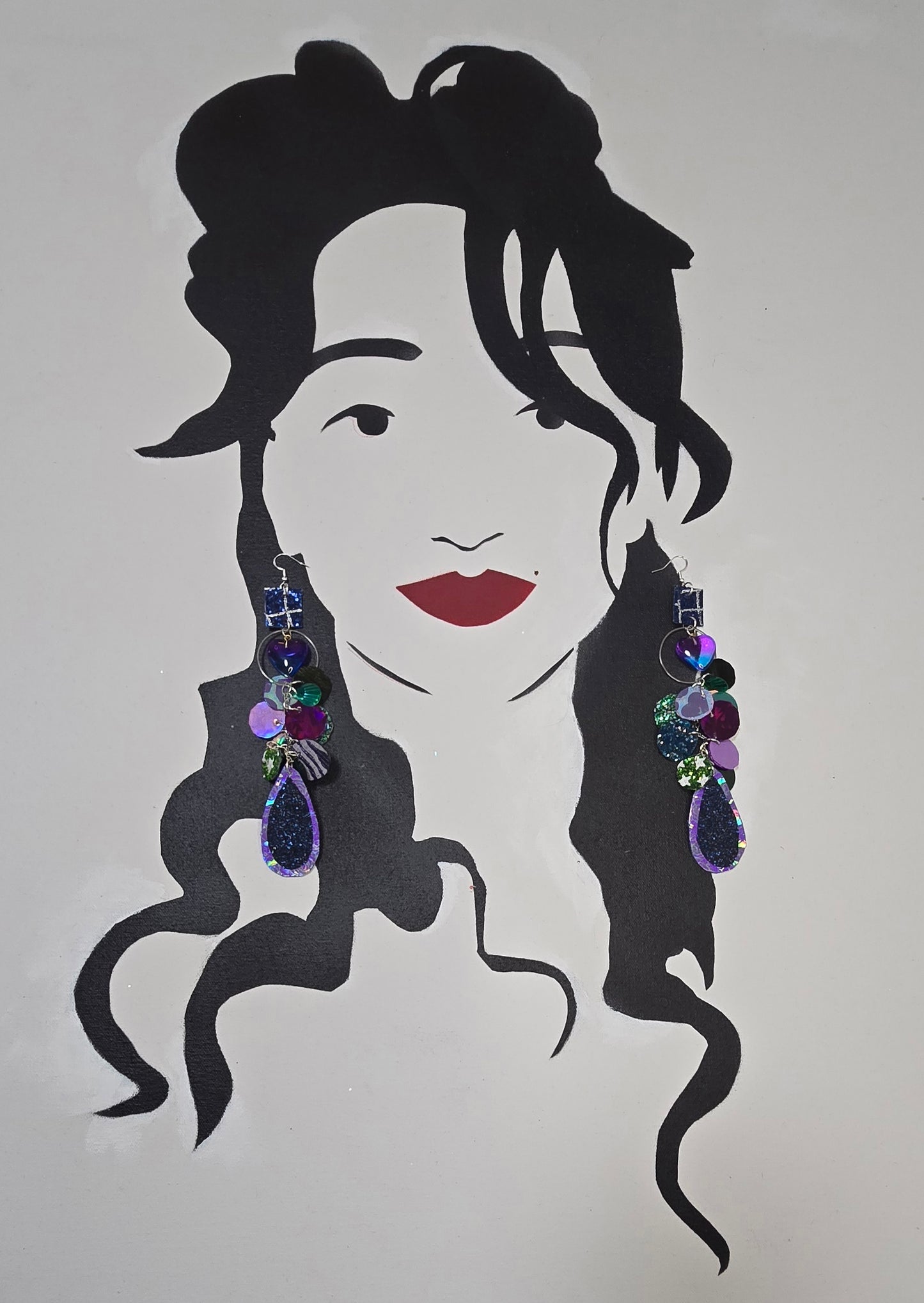 Lasy - Purple Heart Dangle Earrings