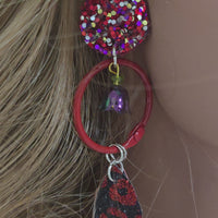 Nicole - Red Sparkly Eyewear Chain
